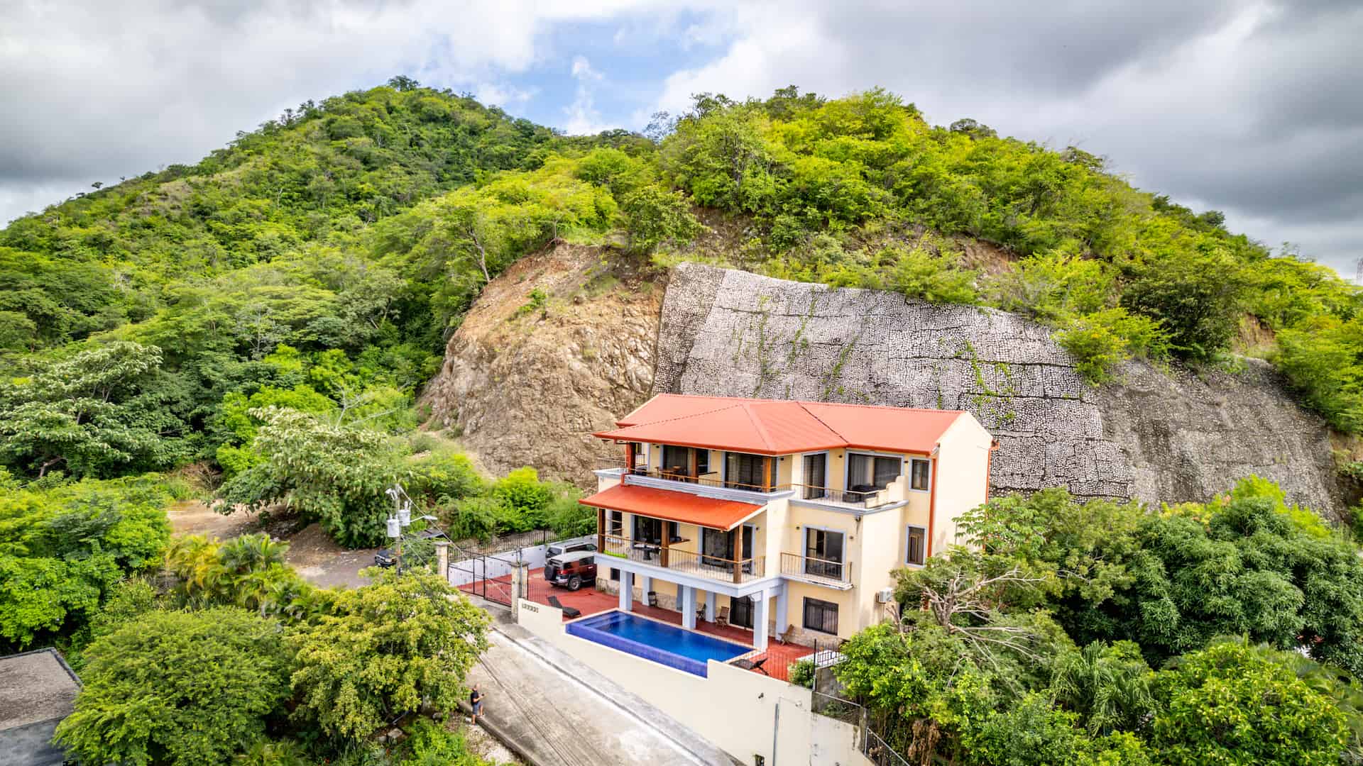 Omega 5 1bedroom, 1bath Condo Flamingo Special Places